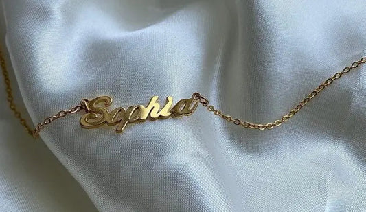 How Popular Are Name Necklaces And Are They In Style? [2023] - ROSOKI