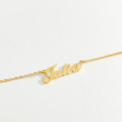 THE PERSONALISED NAME NECKLACE